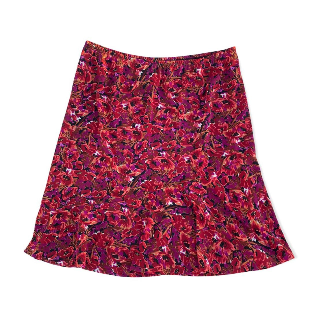 Product Image 1 - Vintage midi skirt with floral