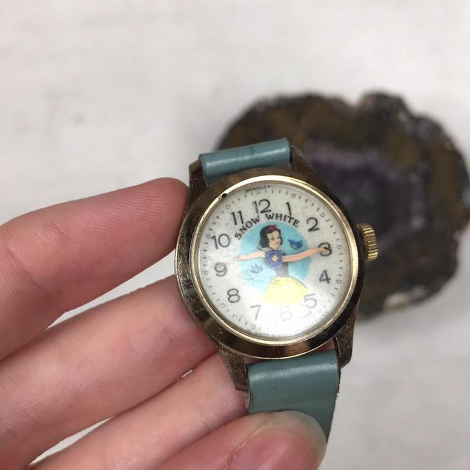 Vintage disney best sale snow white watch