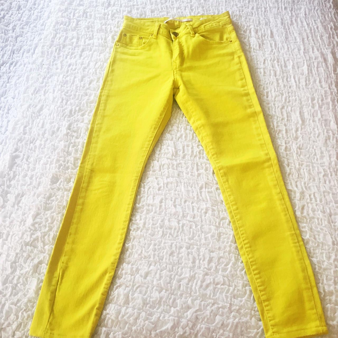 Pantaloni clearance gialli zara