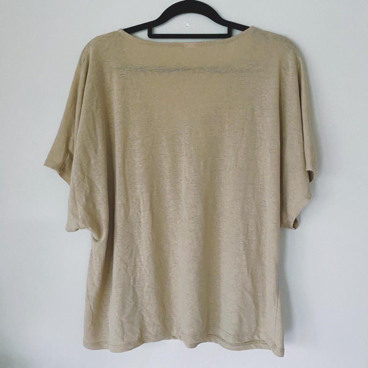 Women's Brown and Tan T-shirt | Depop