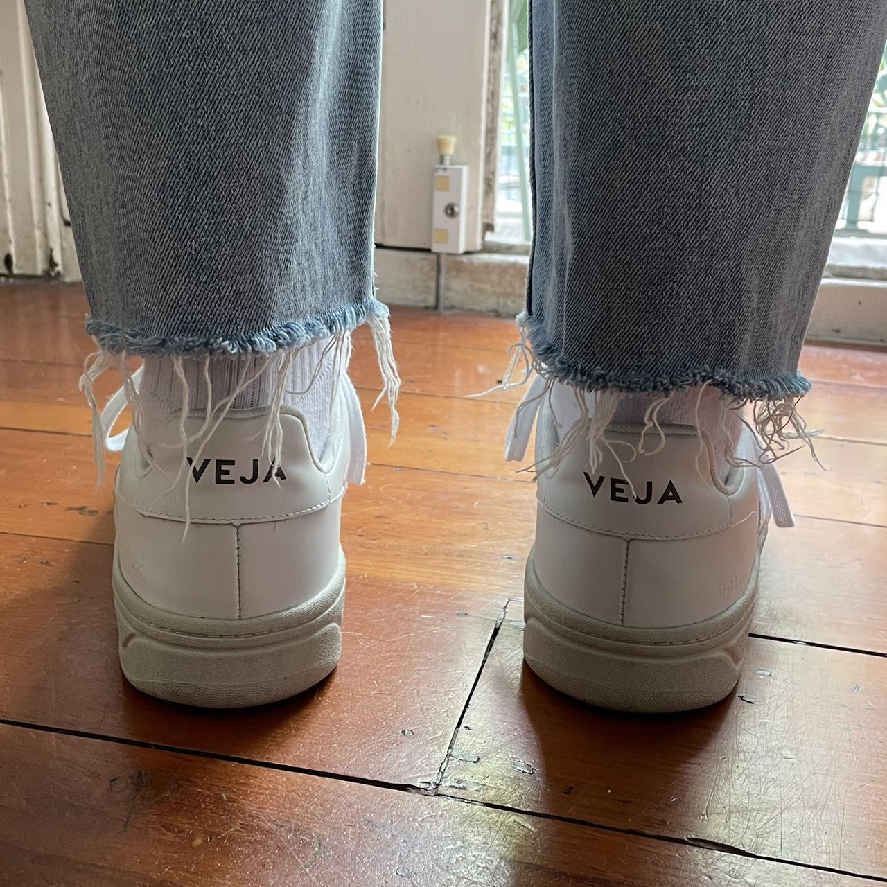 veja v12 white natural
