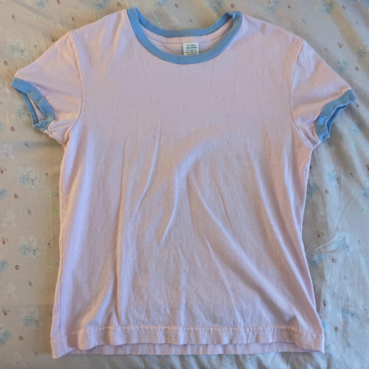 Women's Pink and Blue T-shirt | Depop