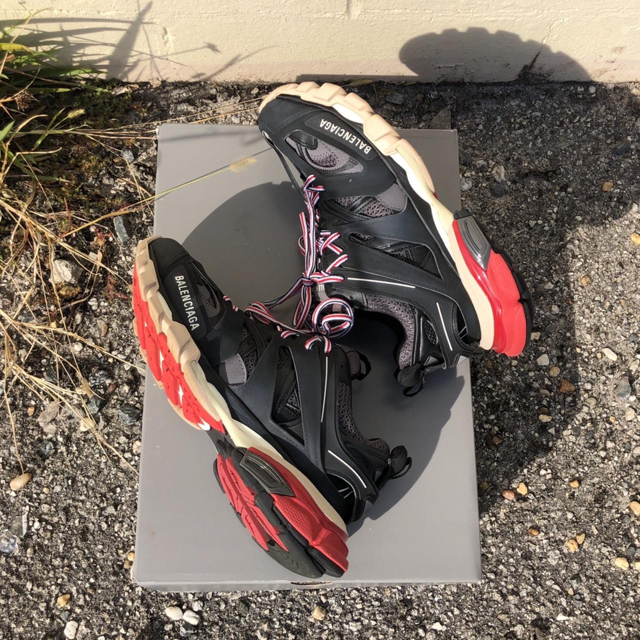 Balenciaga track clearance black grey red