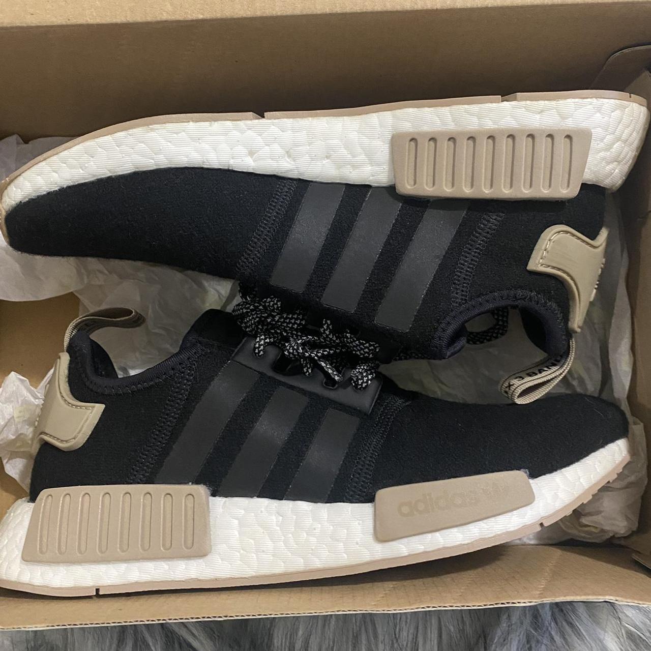 nmd r1 black white trace khaki