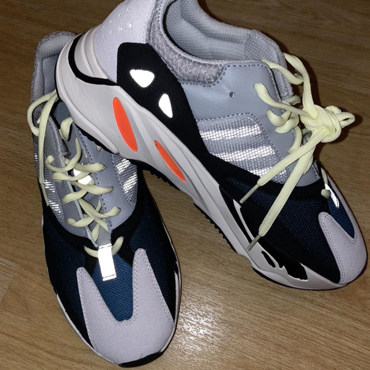 yeezy 700 too small
