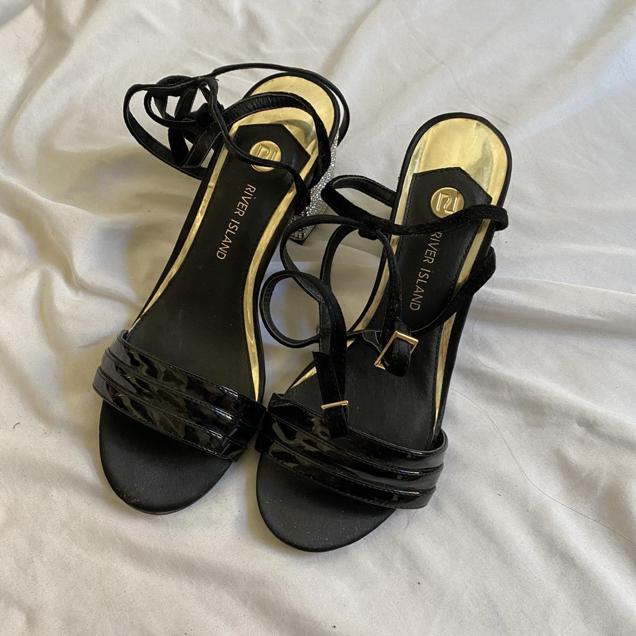 River Island Women's Black and Silver Sandals (2)