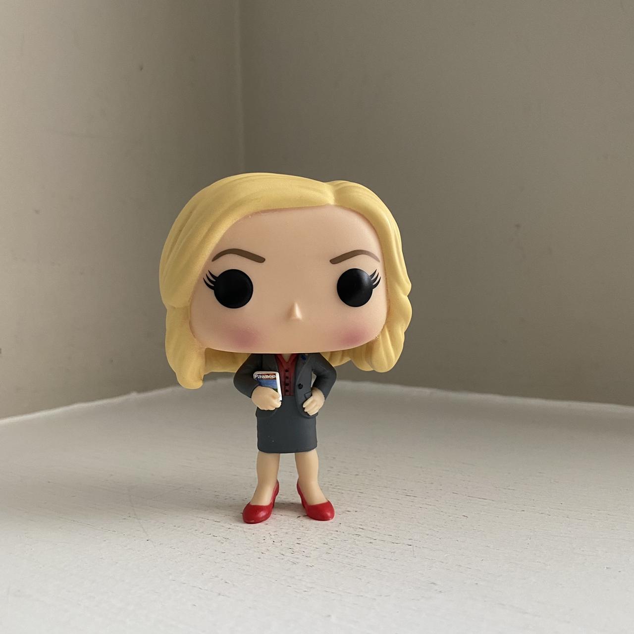 Leslie knope funko clearance pop