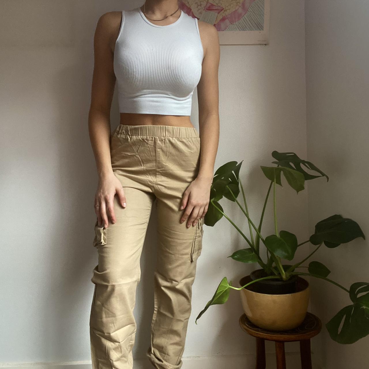 Super cute/comfy cargo pant. Size S, best fit 6-8.... - Depop