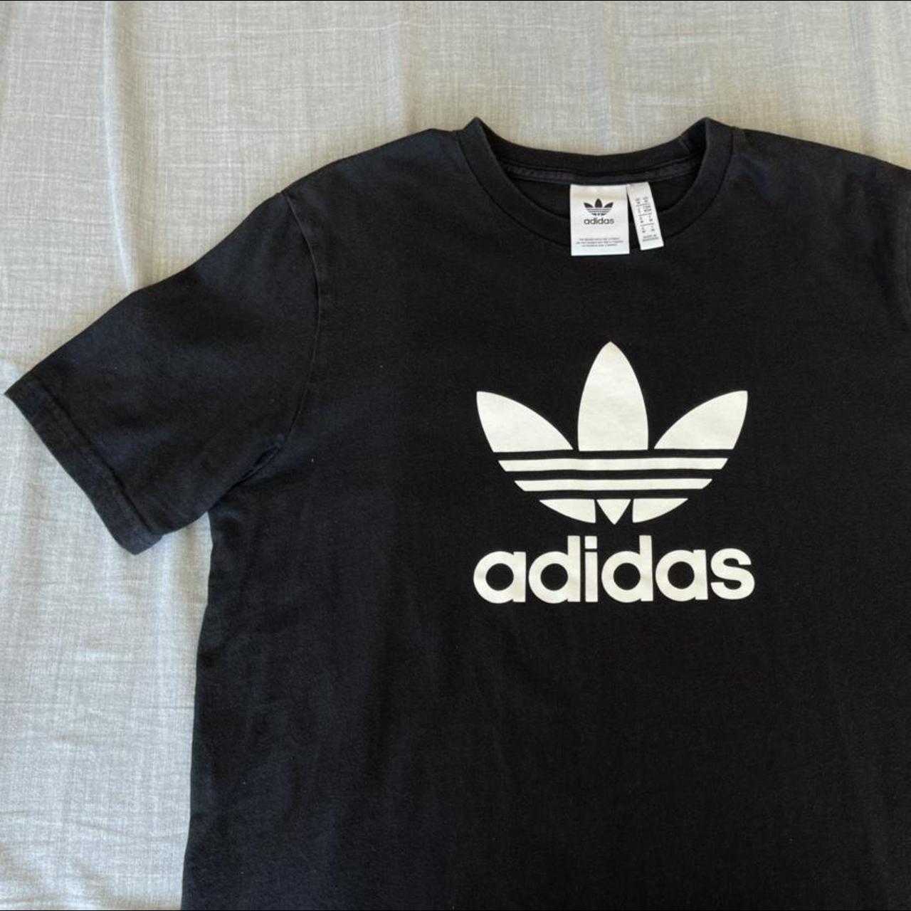 Classic Adidas Trefoil tee no flaws classic