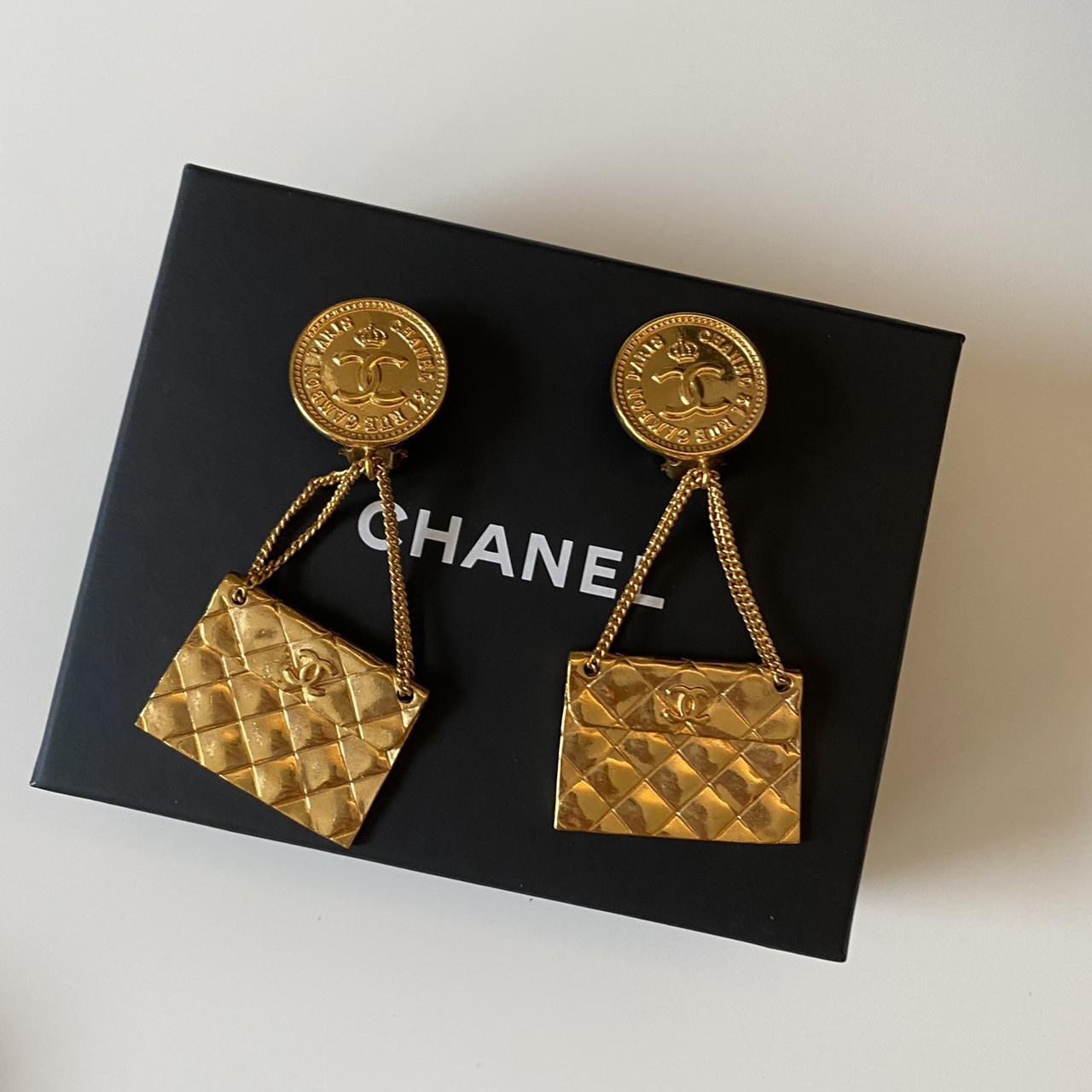 Chanel quilted purse statement clip on earrings 1993 - Depop