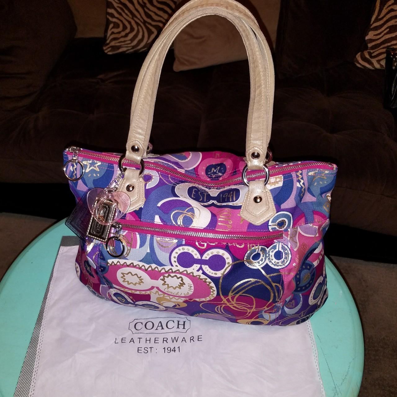 Coach Poppy Floral Scarf Tote Desert Sky/Neutral : Amazon.in: Shoes &  Handbags