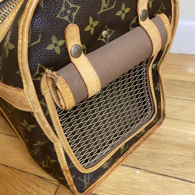 Authentic Louis Vuitton dog carrier Was used for - Depop