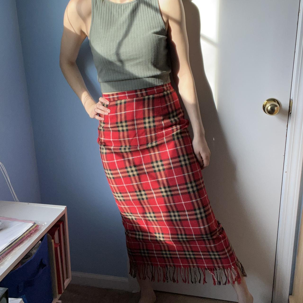 Vintage red maxi/midi plaid skirt with slit-back n...