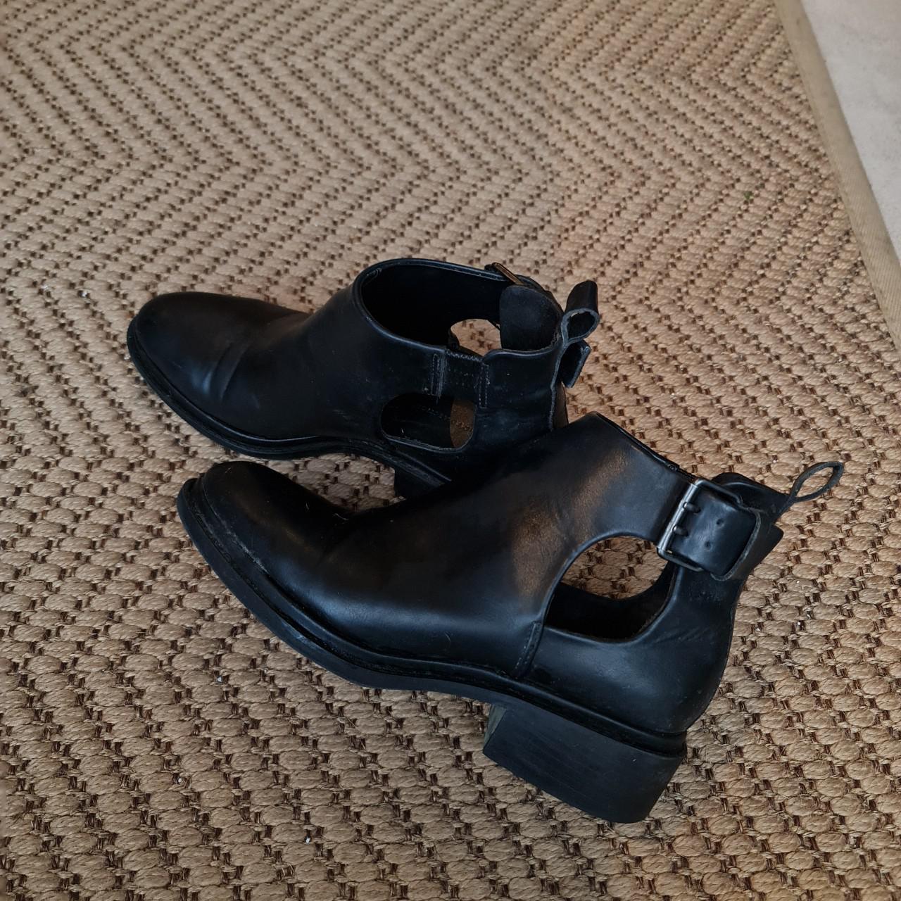 Zara cut out black ankle boots great condition