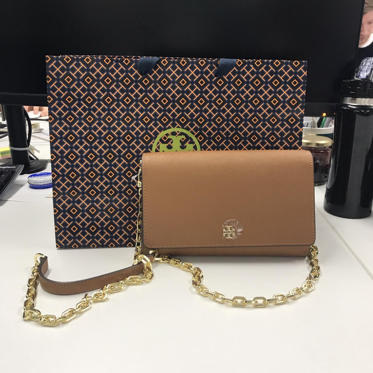 New Emerson Tory Burch ( crossbody/ wallet Tory - Depop