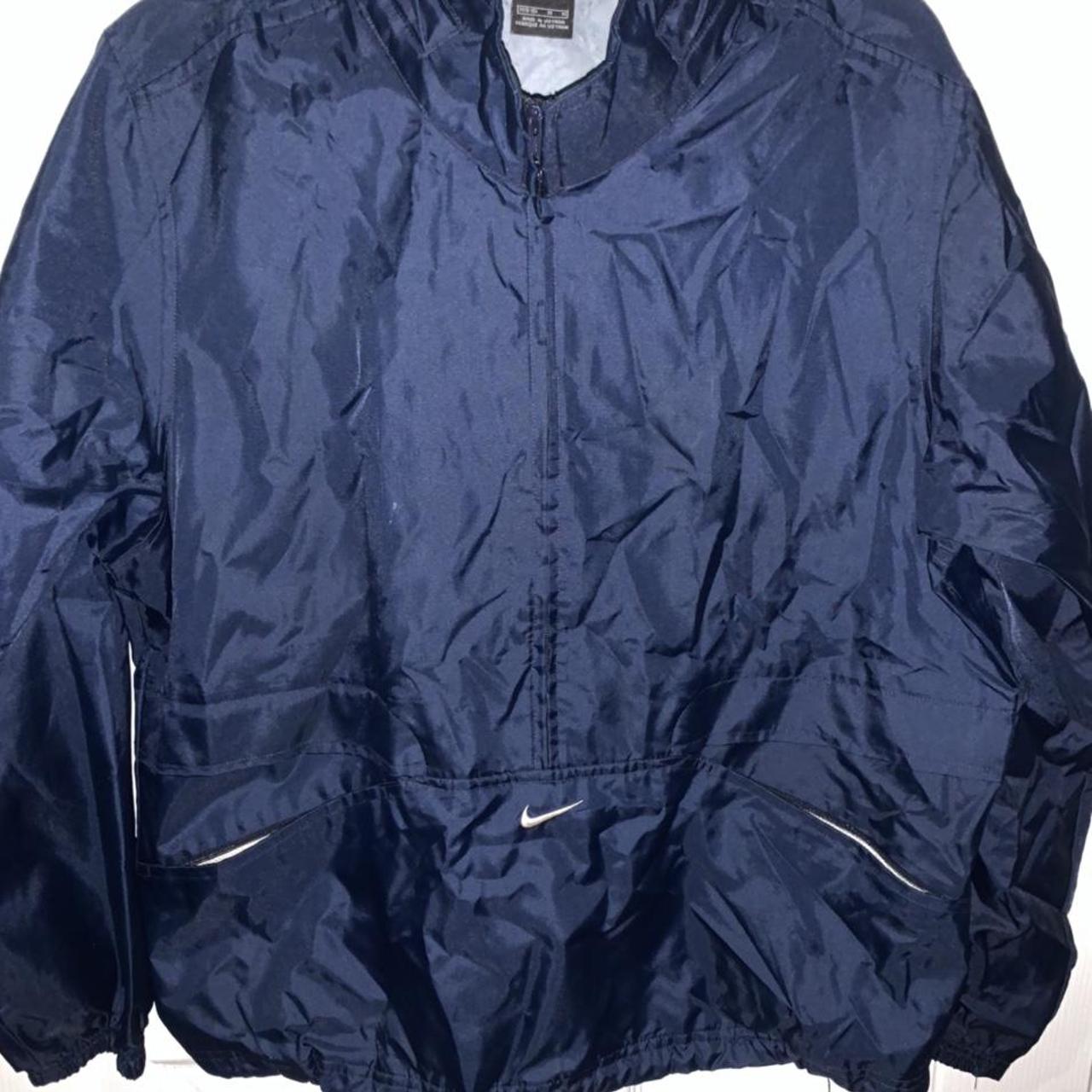 nike jacket front pocket