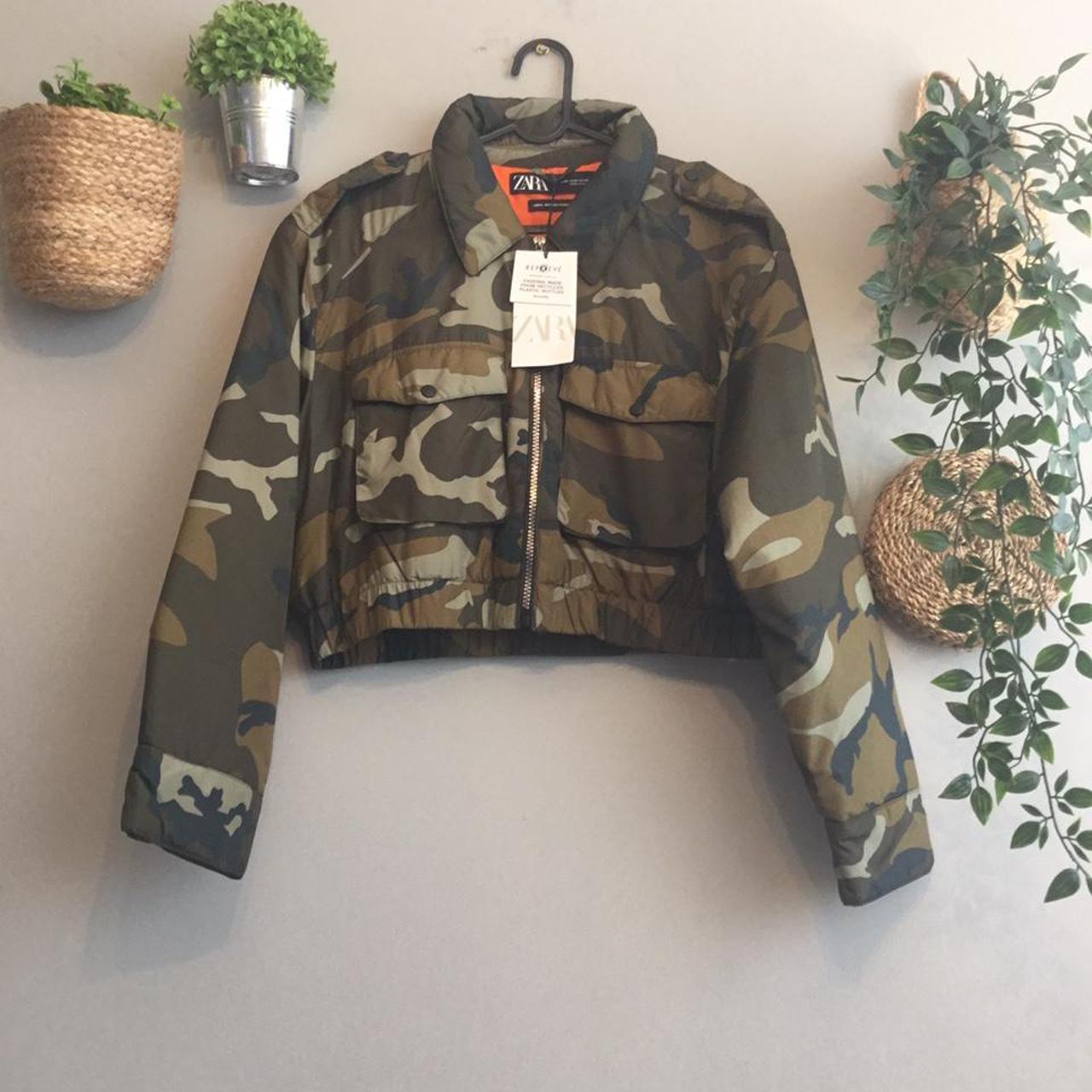 cropped camo bomber jacket