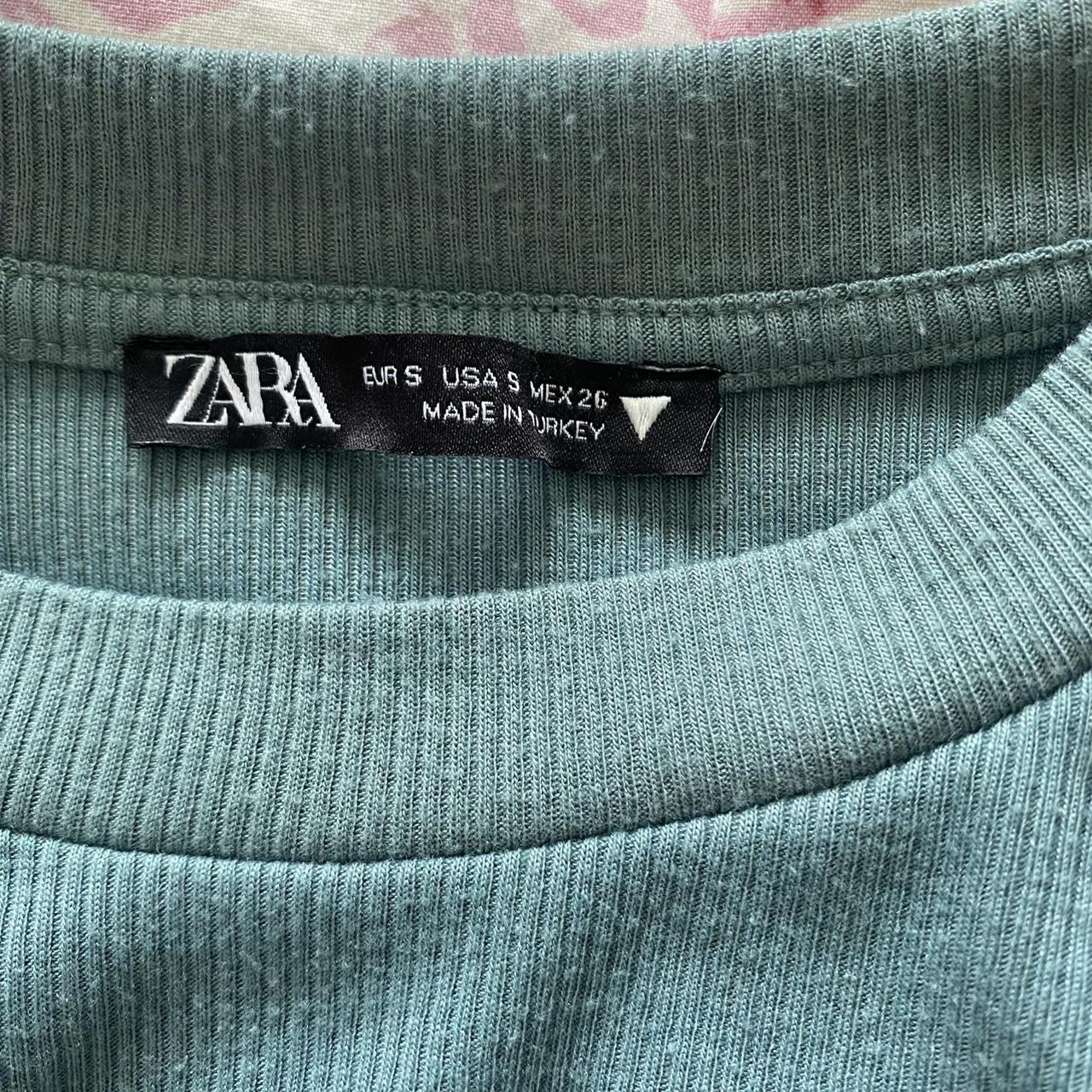 Zara Women's Blue Crop-top | Depop