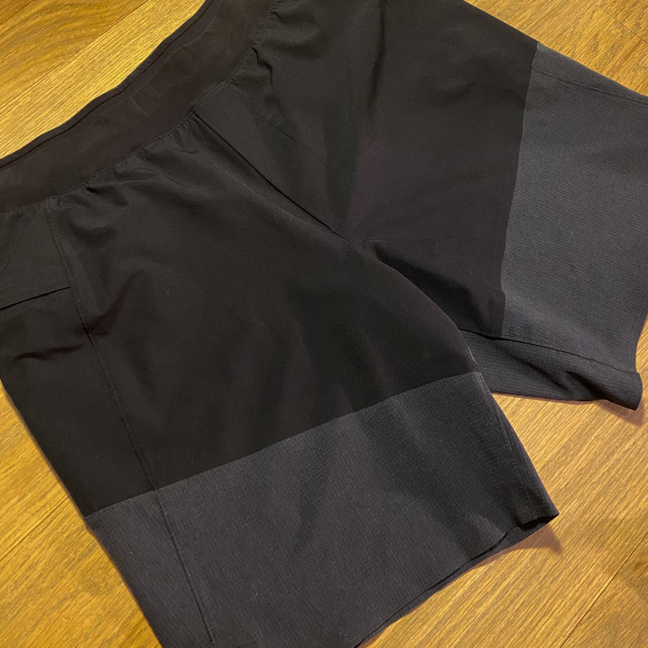 Men’s Medium Lululemon Shorts. Black and Gray with... - Depop