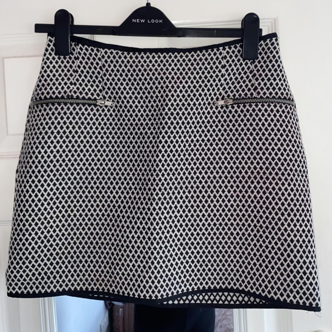 New look black and white patterned zip skirt size... - Depop