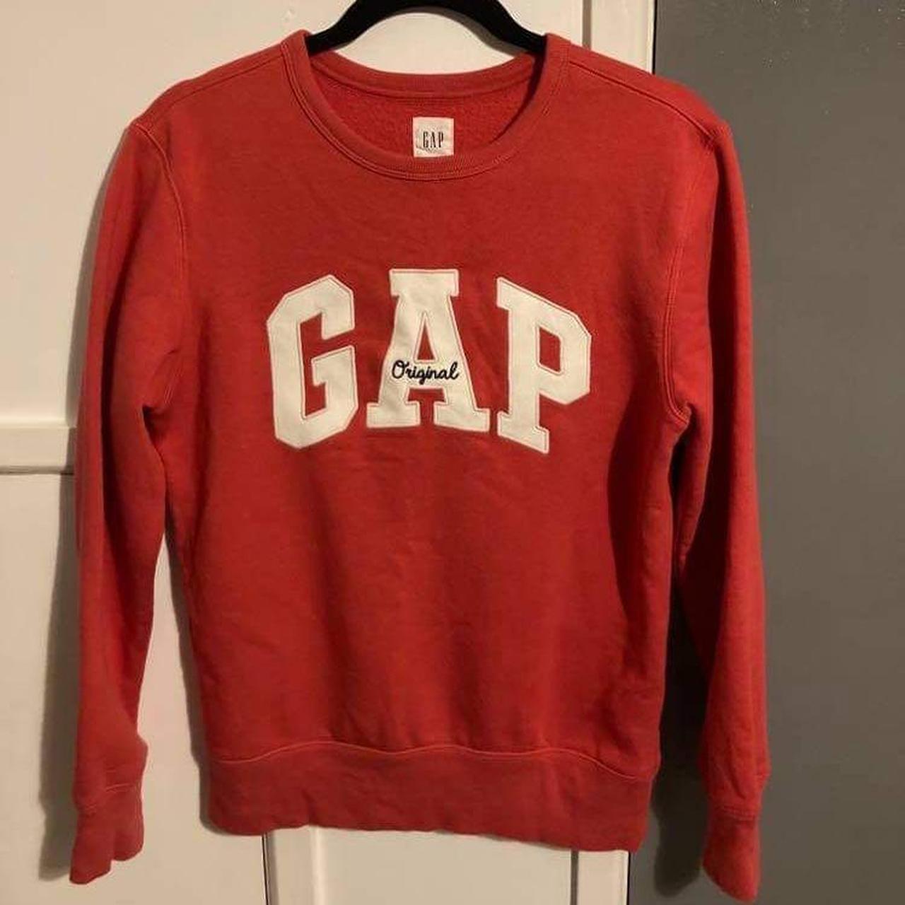 Gap Men's Red and White Sweatshirt | Depop