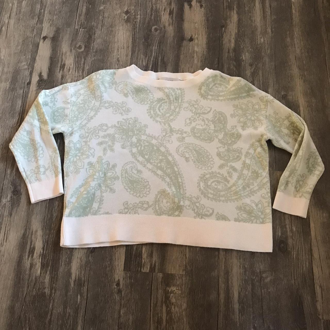 Women's Green and White Jumper | Depop