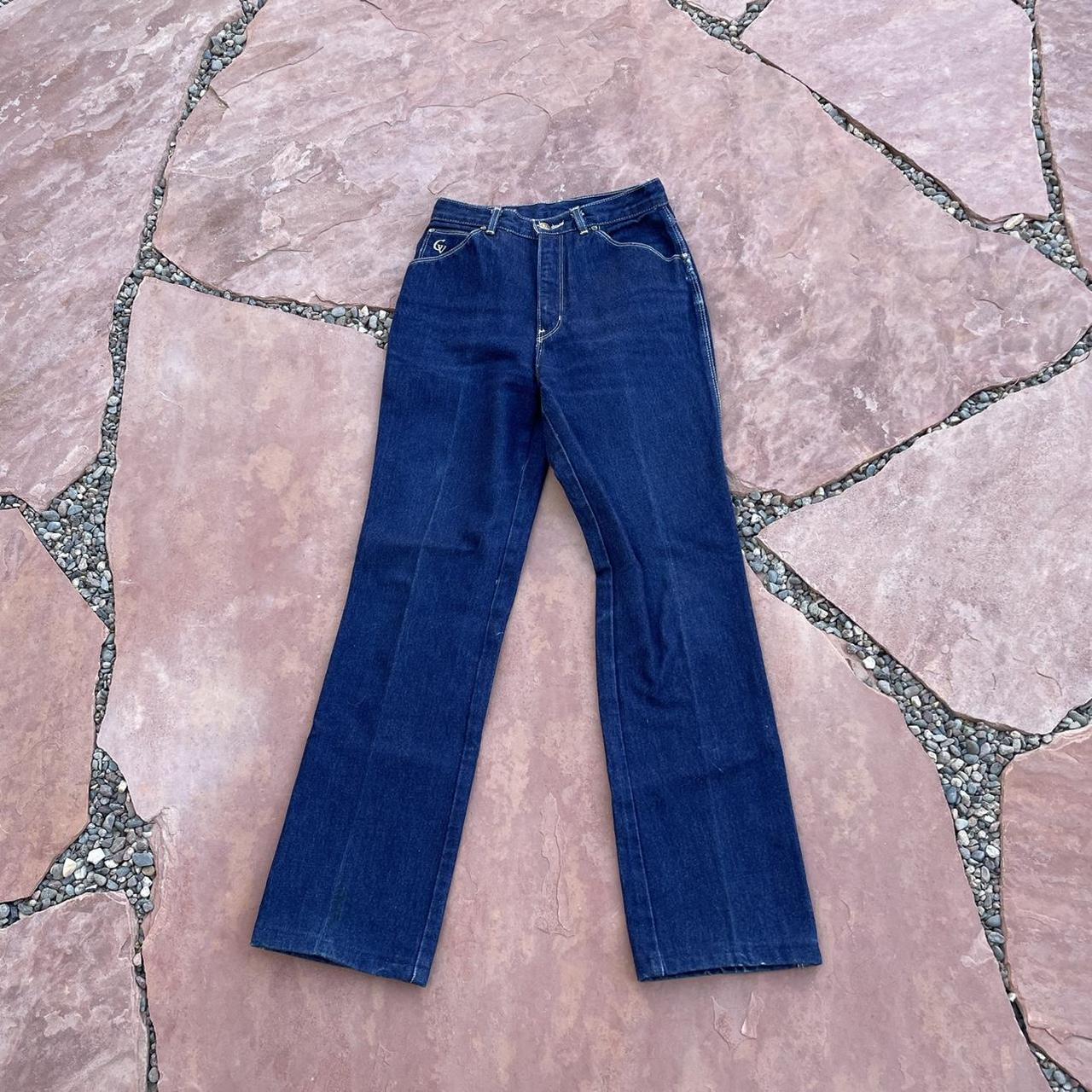 Vintage dark wash Gloria Vanderbilt mid rise jeans... - Depop