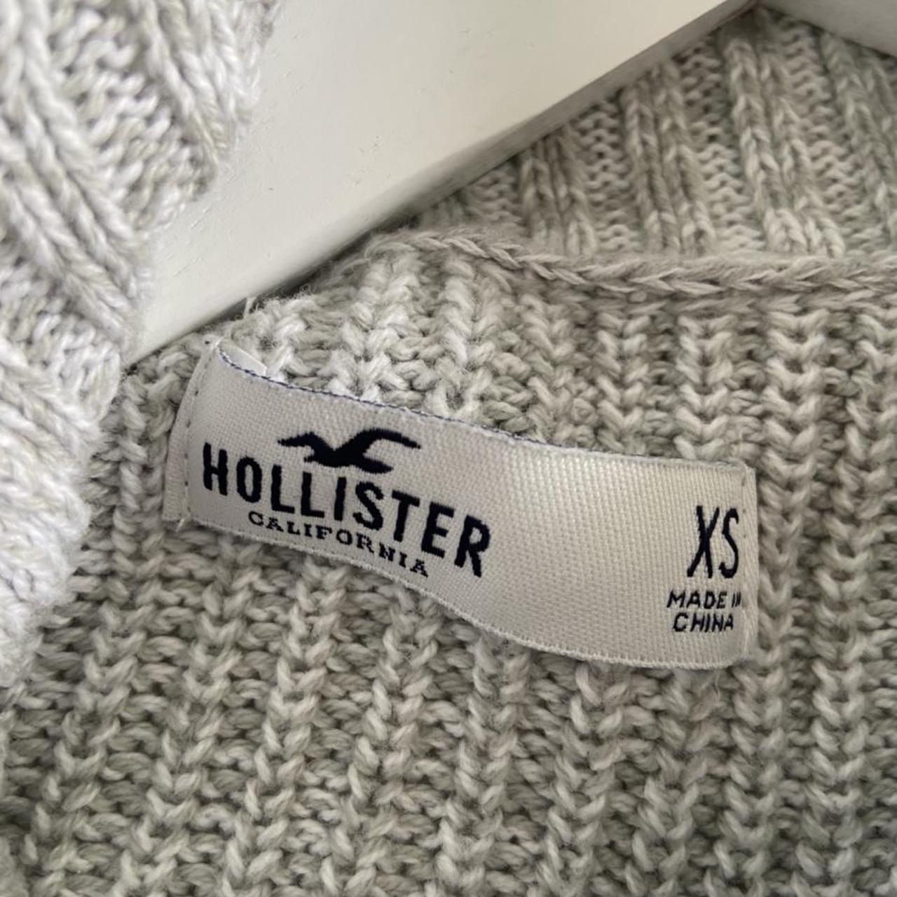 Gorgeous HOLLISTER oversized grey knitted jumper... - Depop