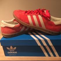 україна Історія オレスト・スブテリニ Everything You Need To Know About The adidas ZX 700 Trainer