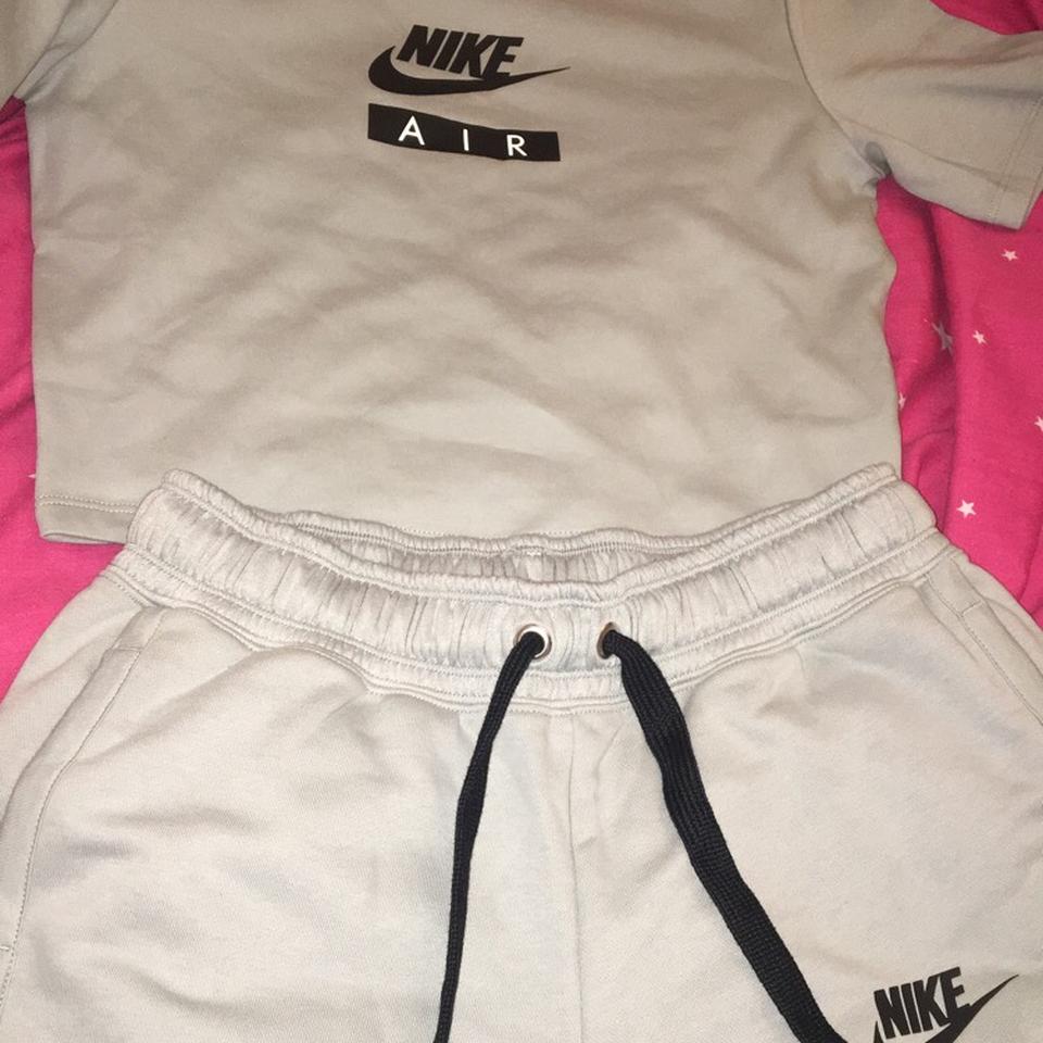 nike short co ord