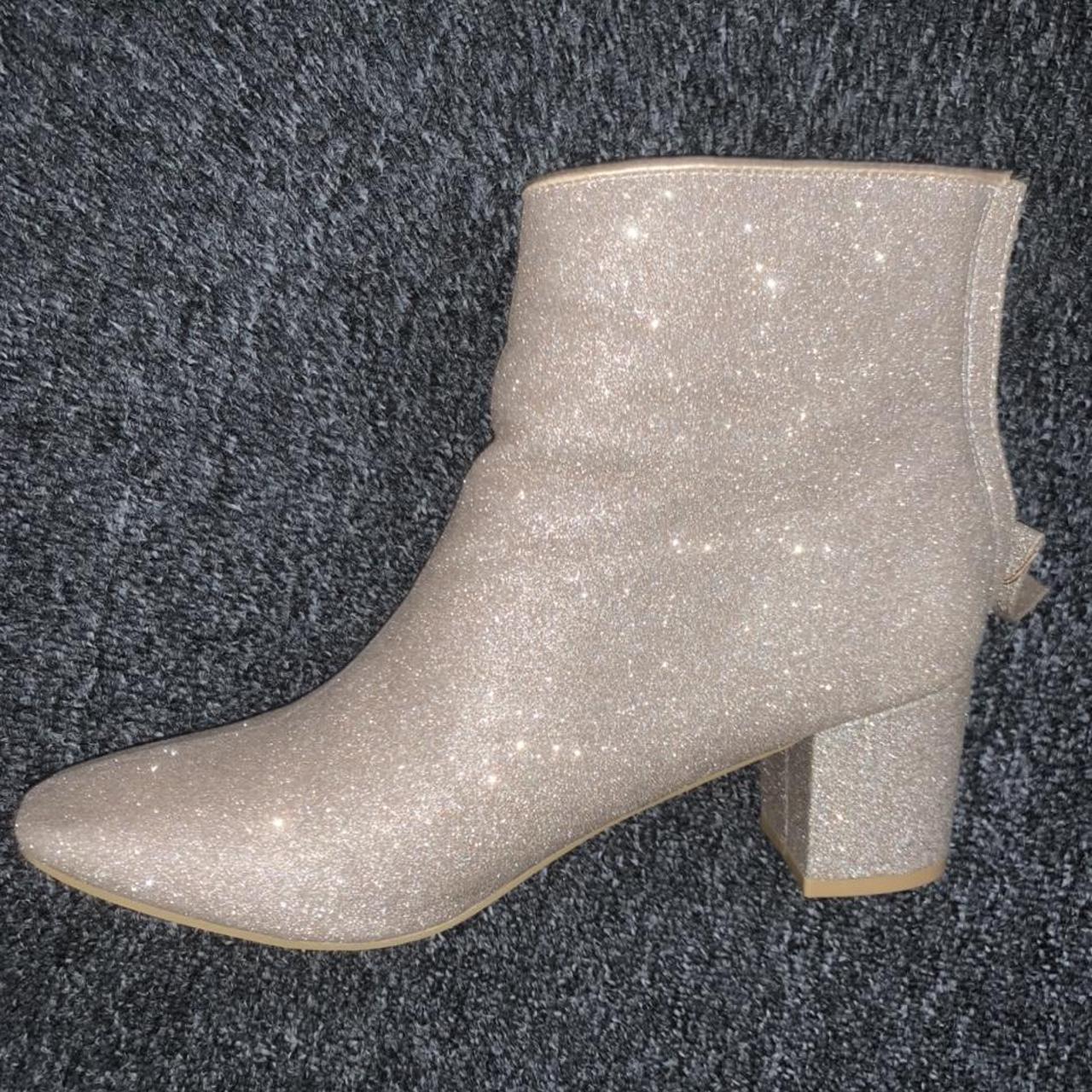 GORGEOUS STYLISH GOLD GLITTER BOOTS - princess... - Depop