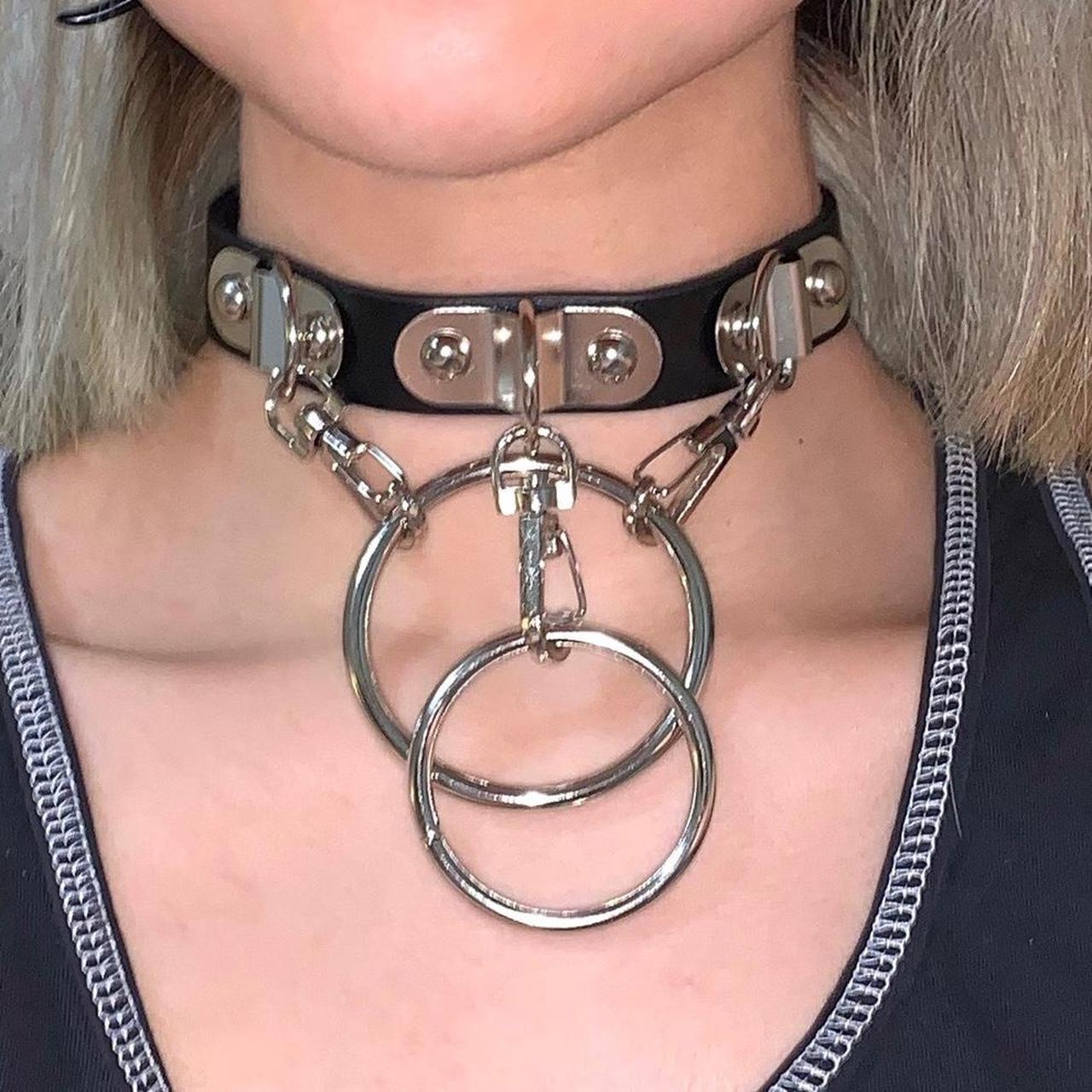 Vinyl Choker