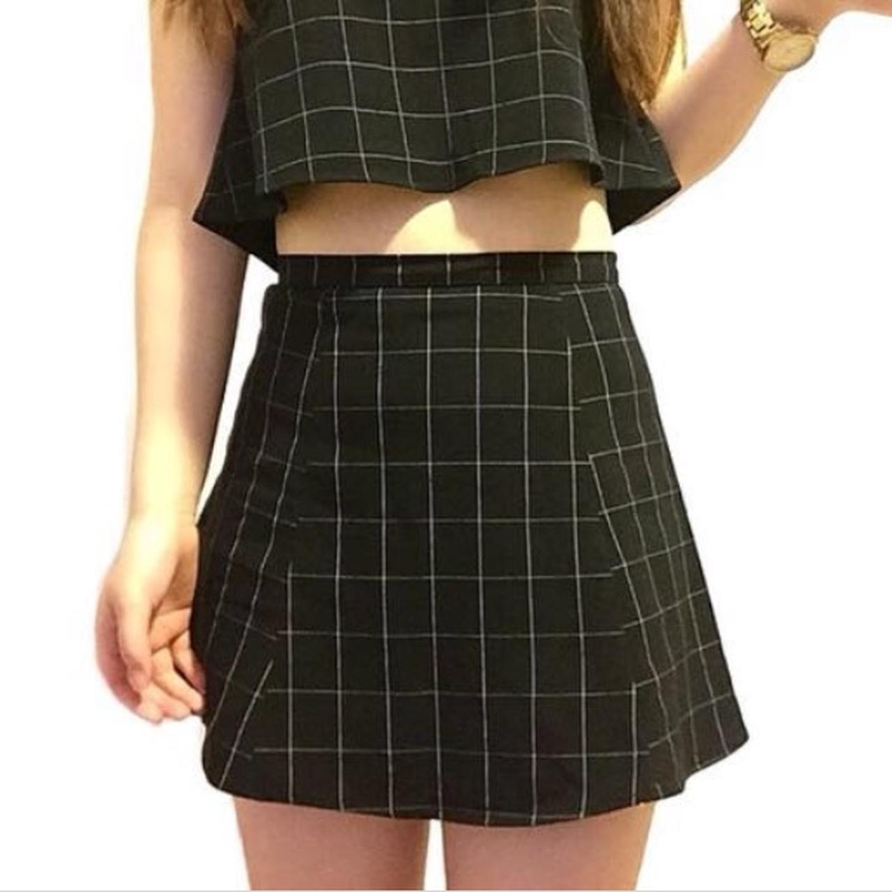 American apparel lulu grid skirt in XS black (Only... - Depop