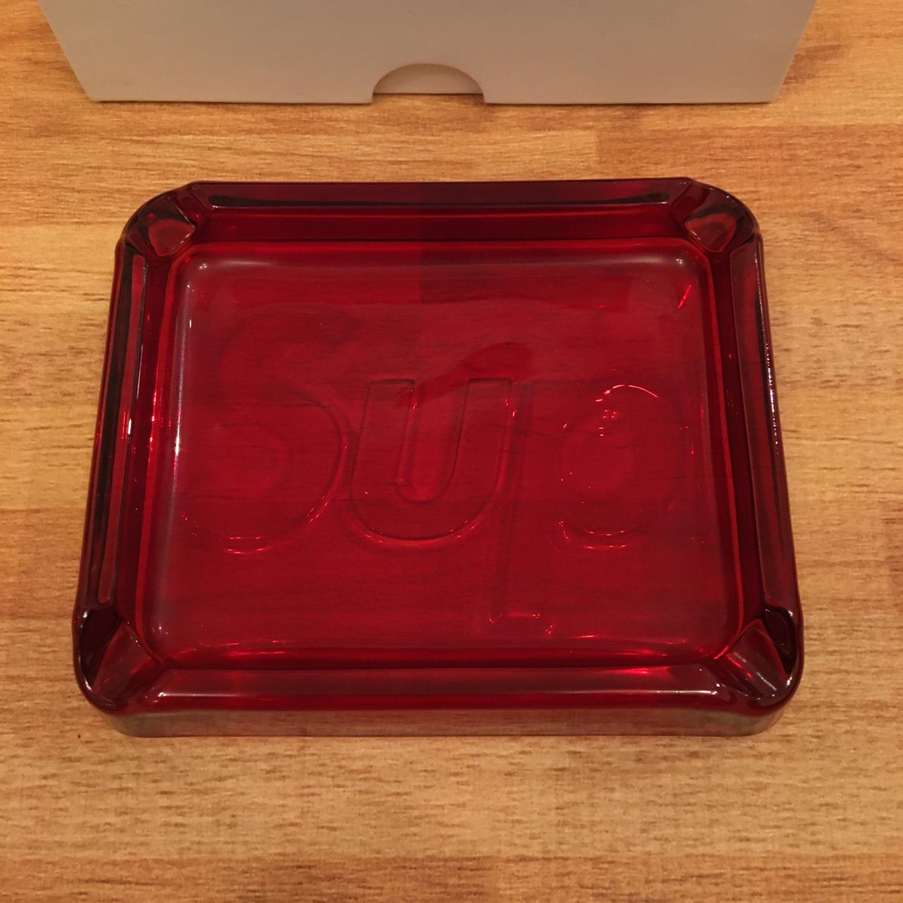 Supreme Debossed Glass Ashtray Supreme Red Ashtray SUPREME ASHTRAY