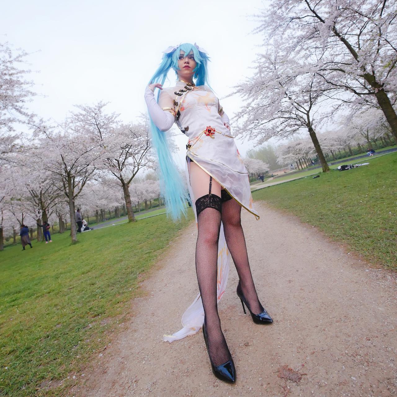 Hatsune Miku Canary popular Cosplay