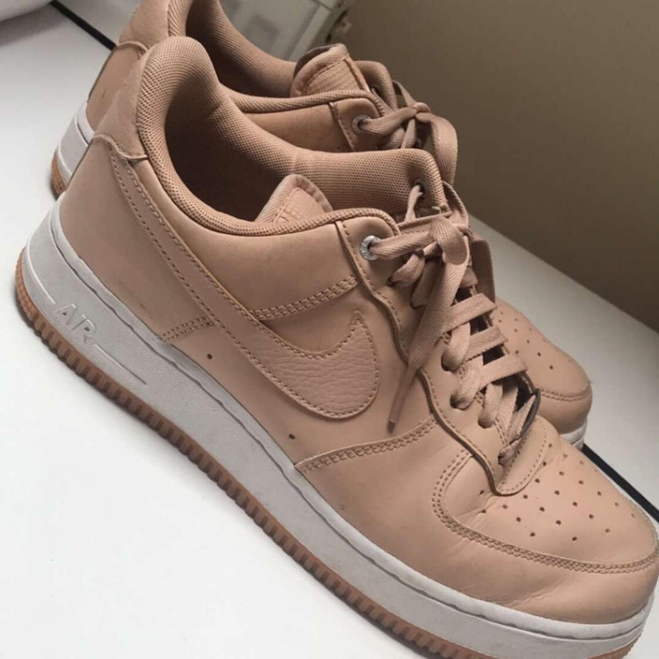 nude nike airforce