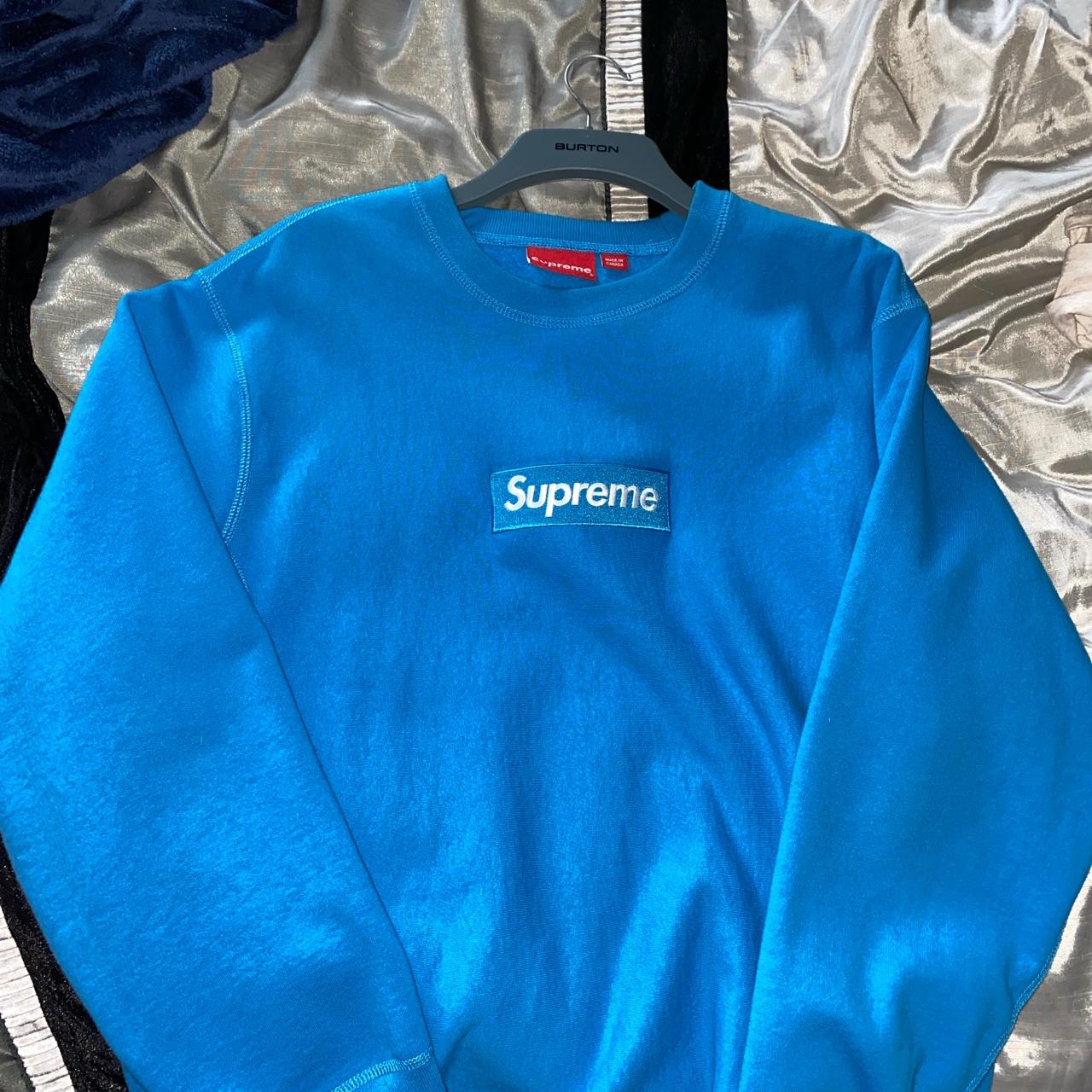 Supreme bright royal outlet box logo