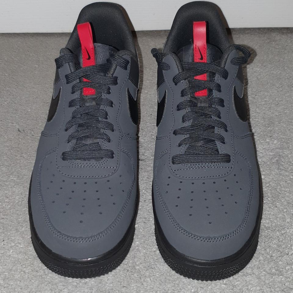 black af1 red tag