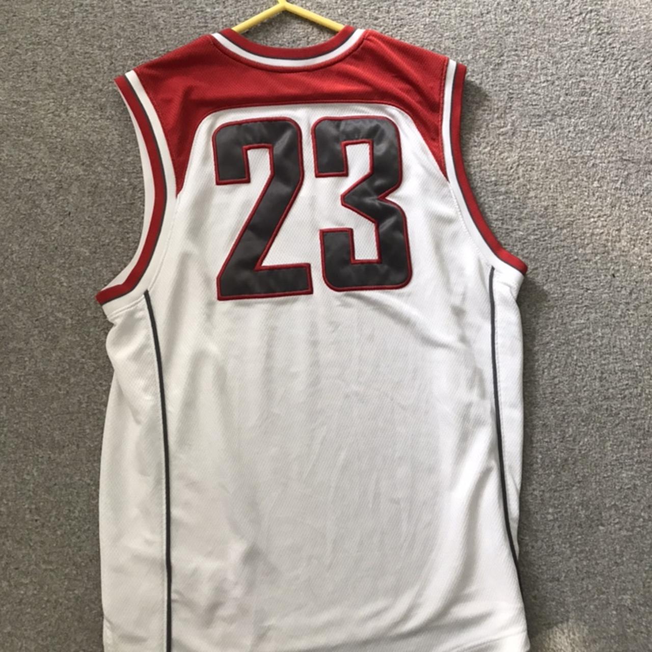 Jordan deals basketball vest