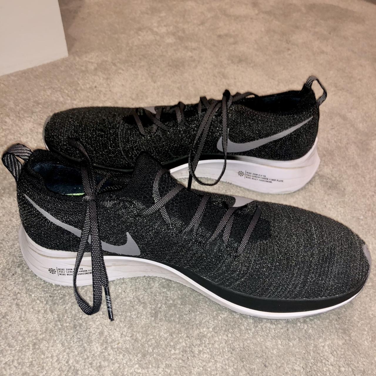 nike running zoom fly flyknit trainers