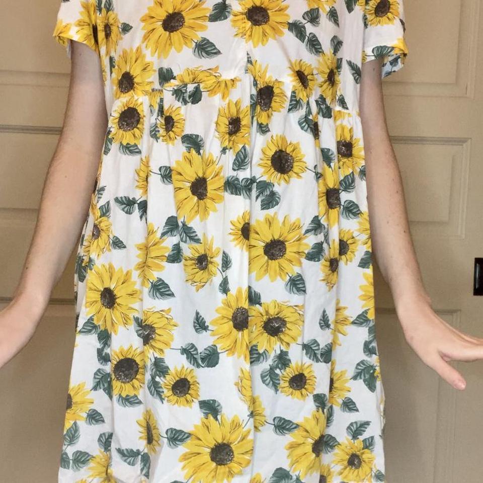 H&M Sunflower Babydoll dress! Lightly worn, size - Depop