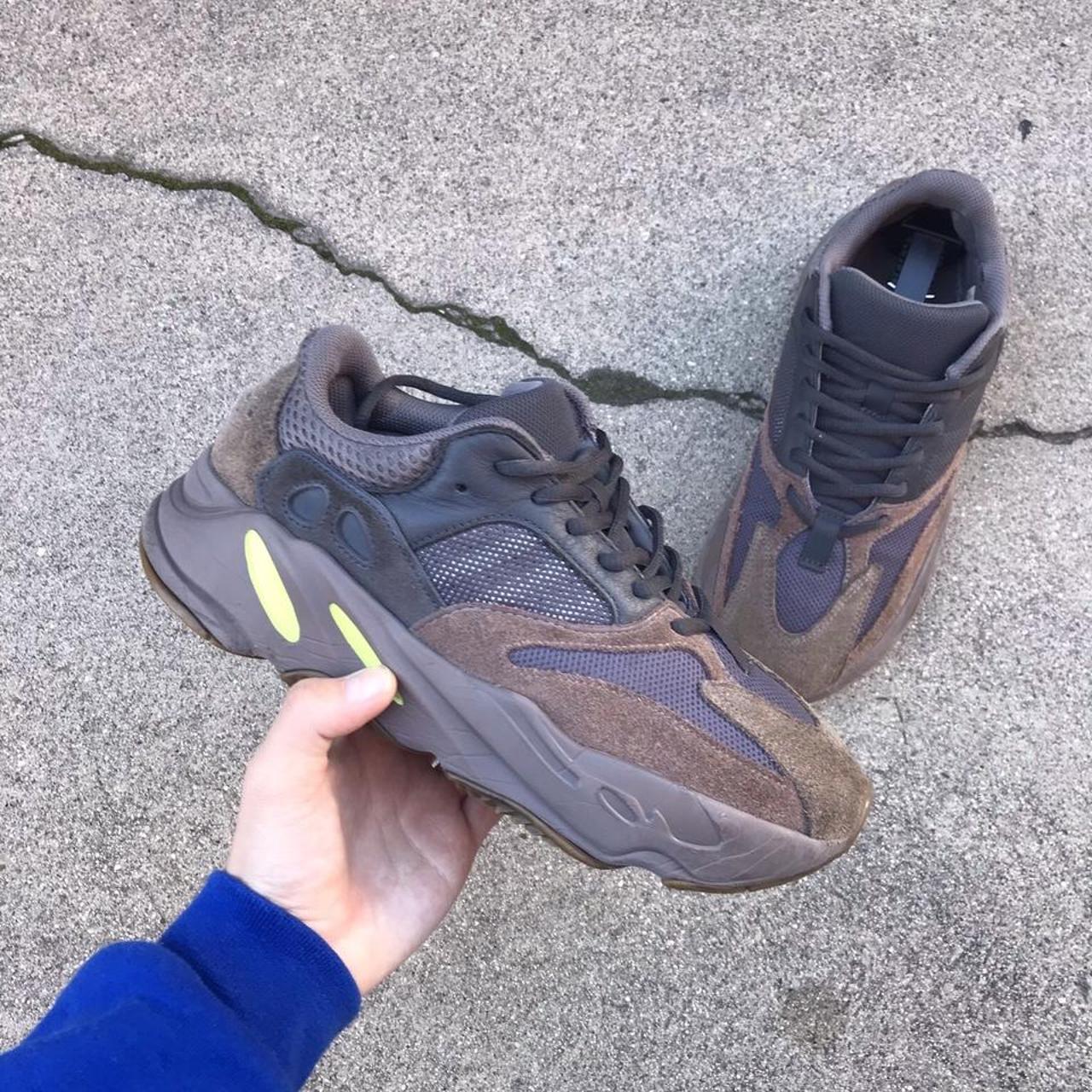 yeezy 700 mauve reddit