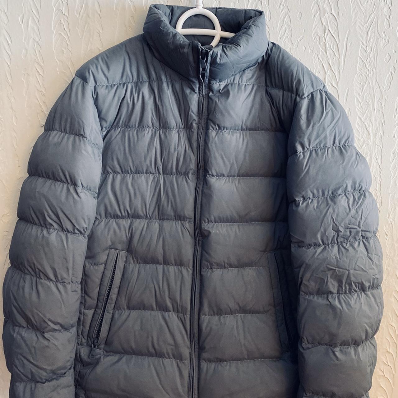 uniqlo mens small grey/silver puffer jacket... - Depop