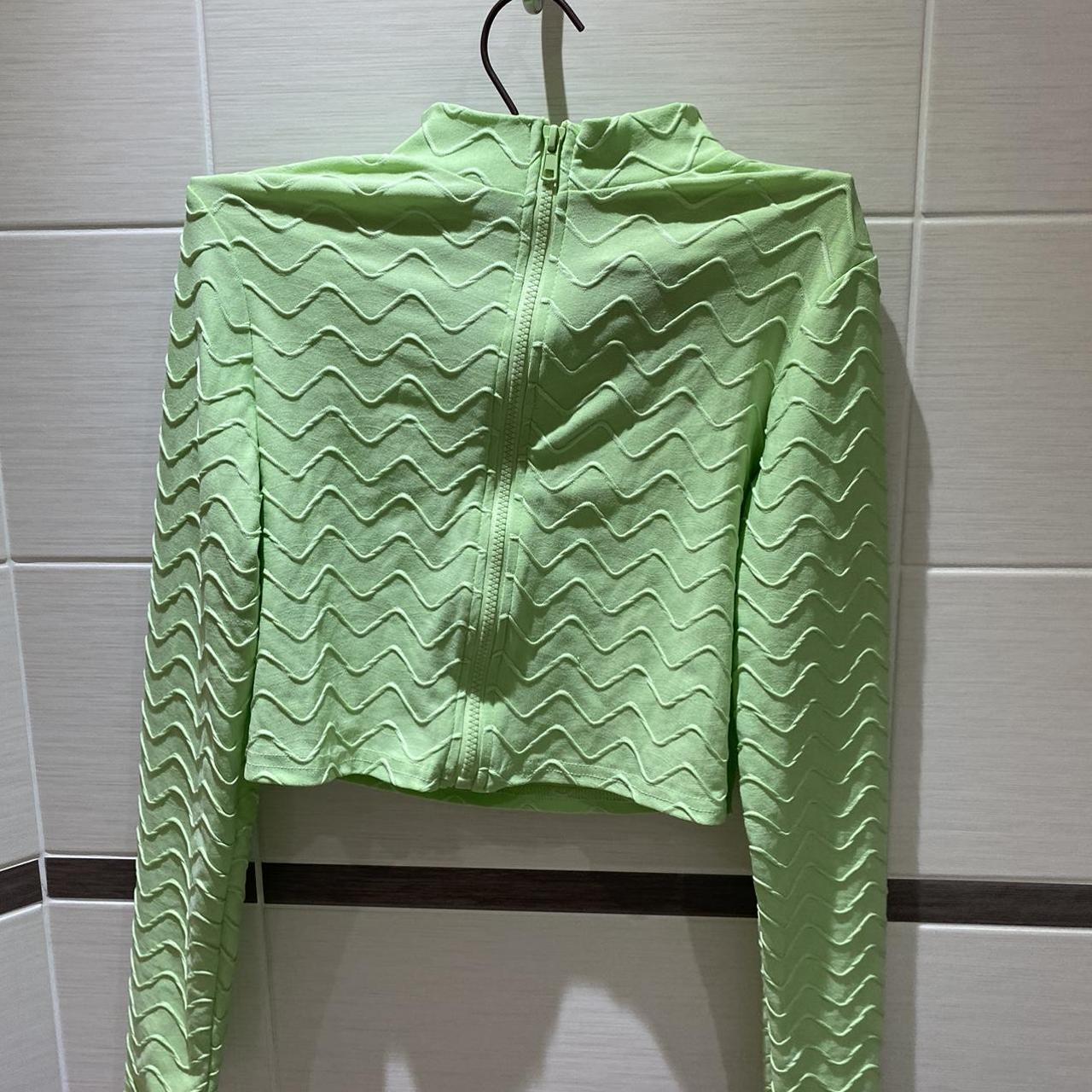 ASOS Women's Green and Yellow Croptop Depop