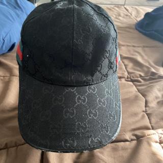 Gucci Cap ( 100 % Authentic ) PRICE REDUCED CHEAP