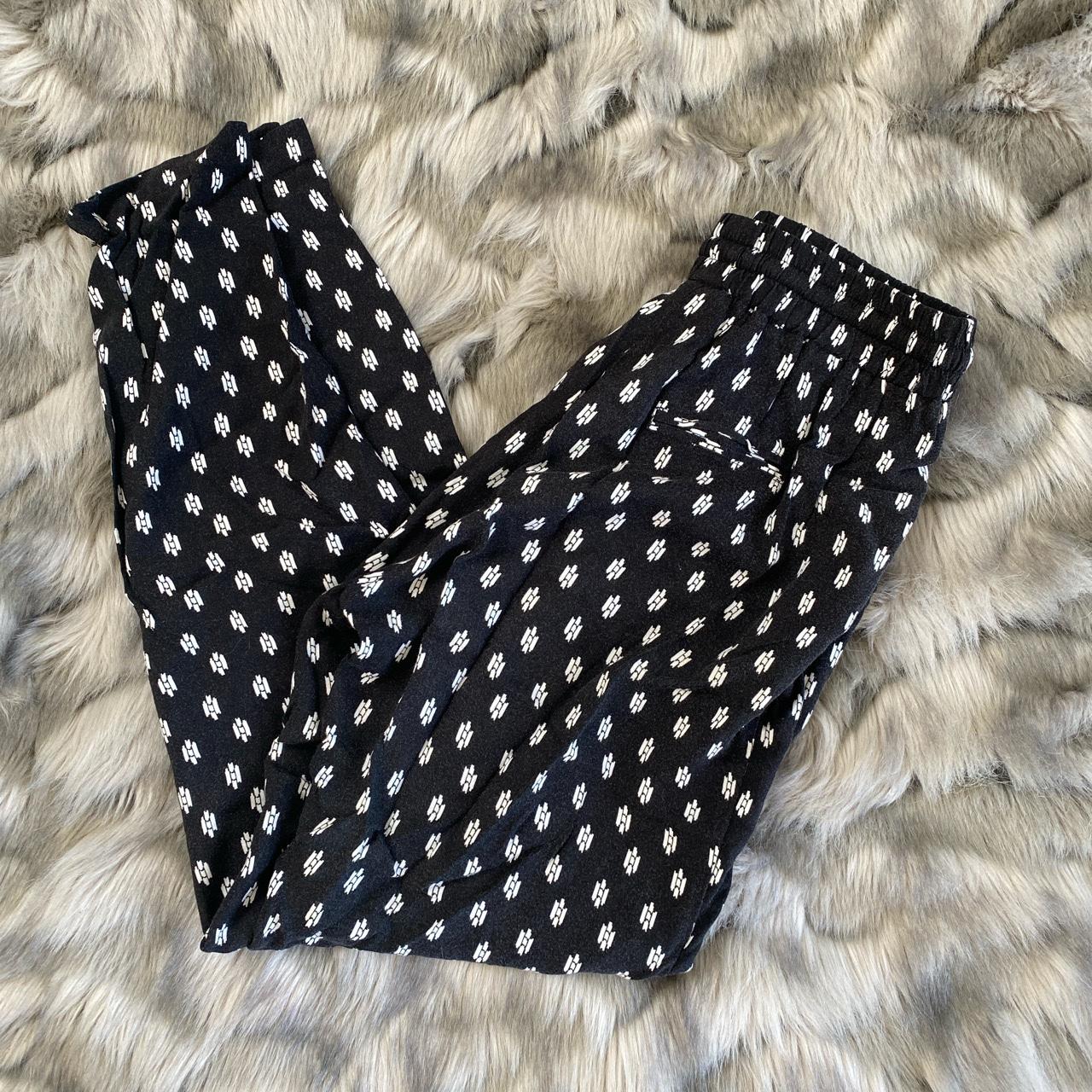 Black and white polka dot pants hot sale forever 21