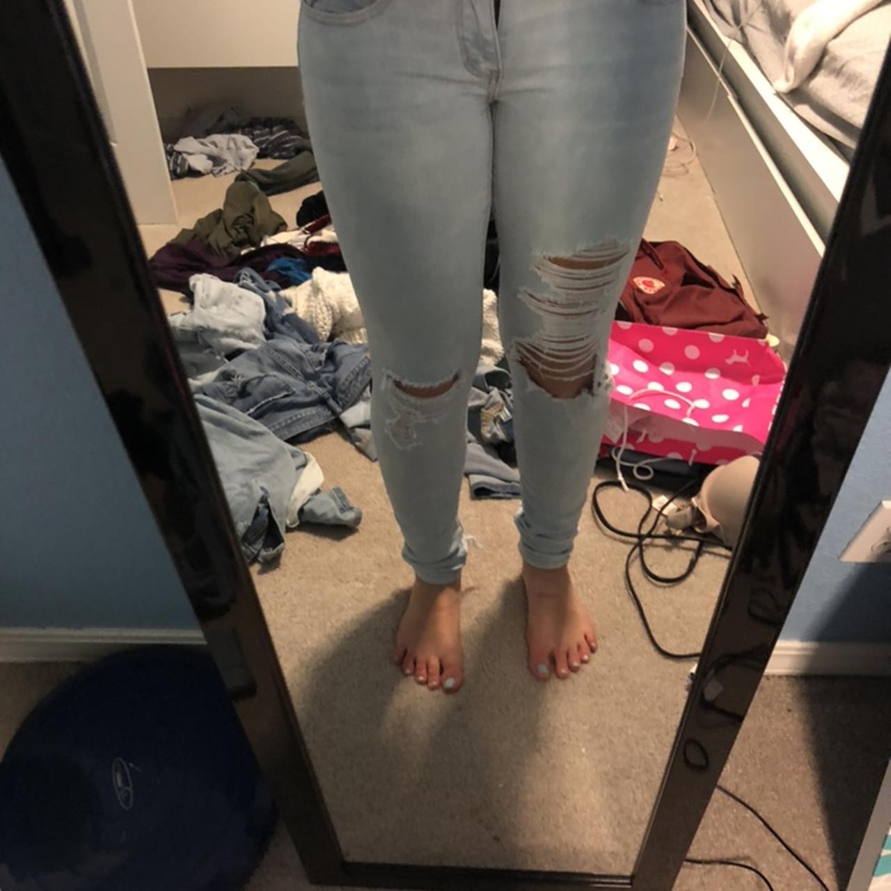 American Eagle Outfitters ripped Skinny Jeans in - Depop