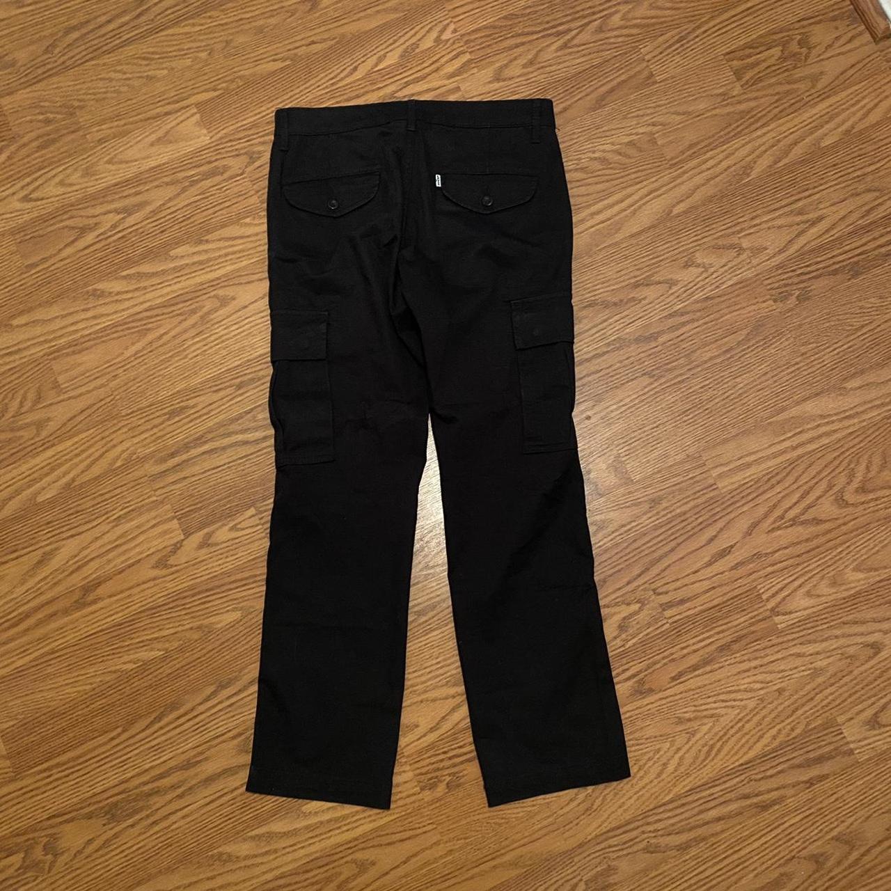LEVIS MENS CARGO PANTS SIZE 28 x 32 BLACK STRAIGHT... Depop