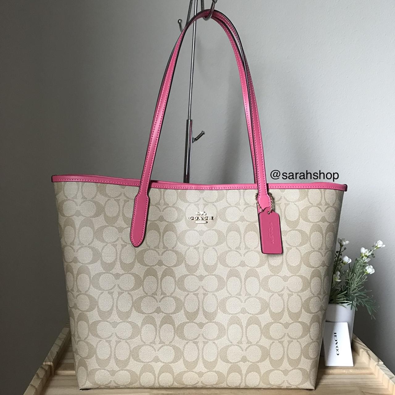 Coach Women's Pink Bag | Depop