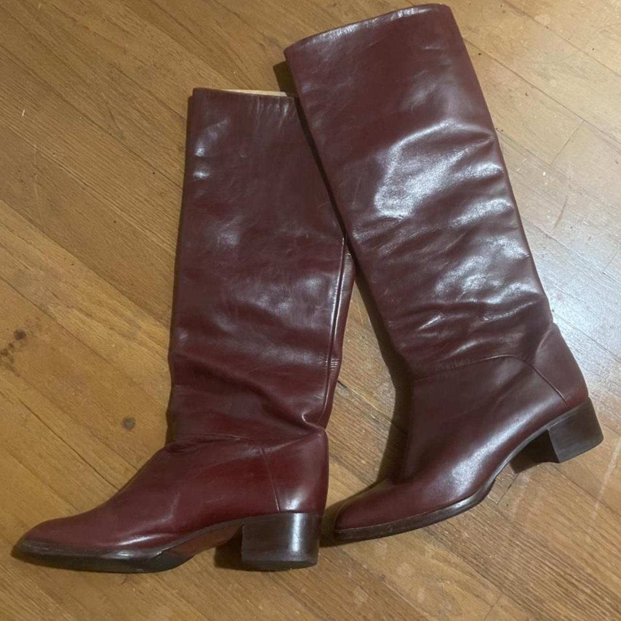 Women's Burgundy Boots | Depop